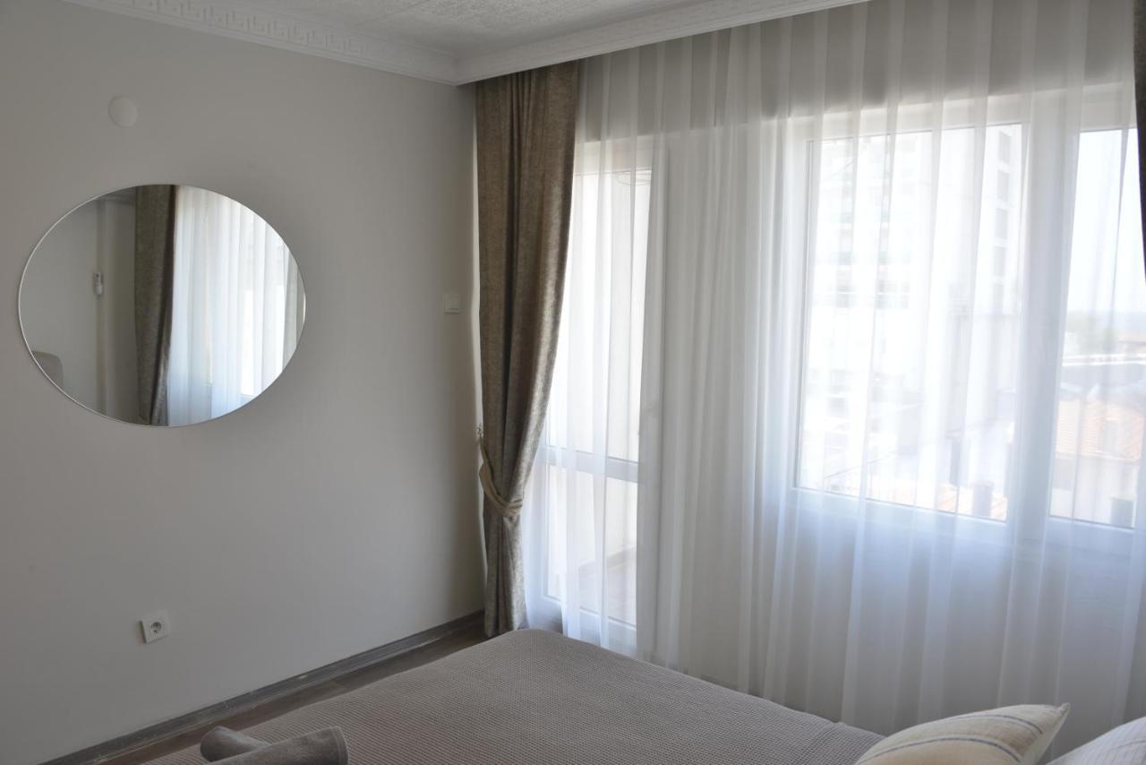 Sea View, Your Home In The Center Of Alsancak Izmir Exterior photo